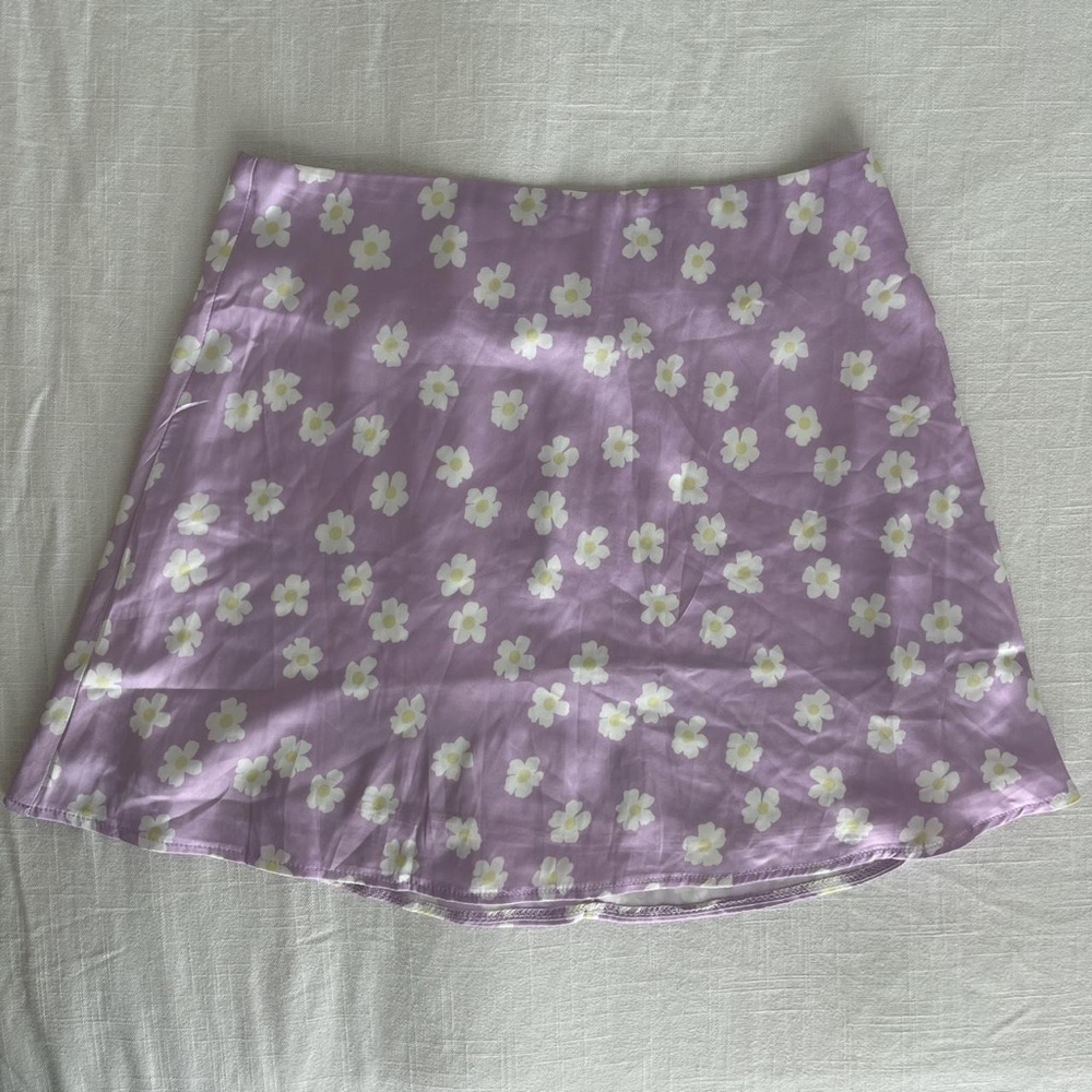 Princess Polly satin floral print skirt 🌸